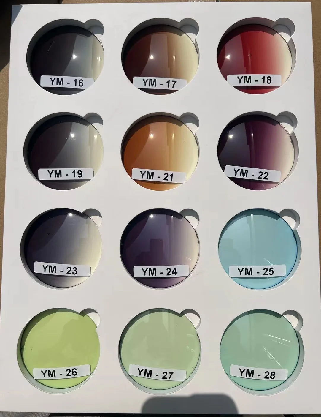 New Free Form Multi-focus Lenses 1.56-1.74 Thin Digital Progressive Prescription Lens MR-8 Anti Blue Light Polarized Sun Glass