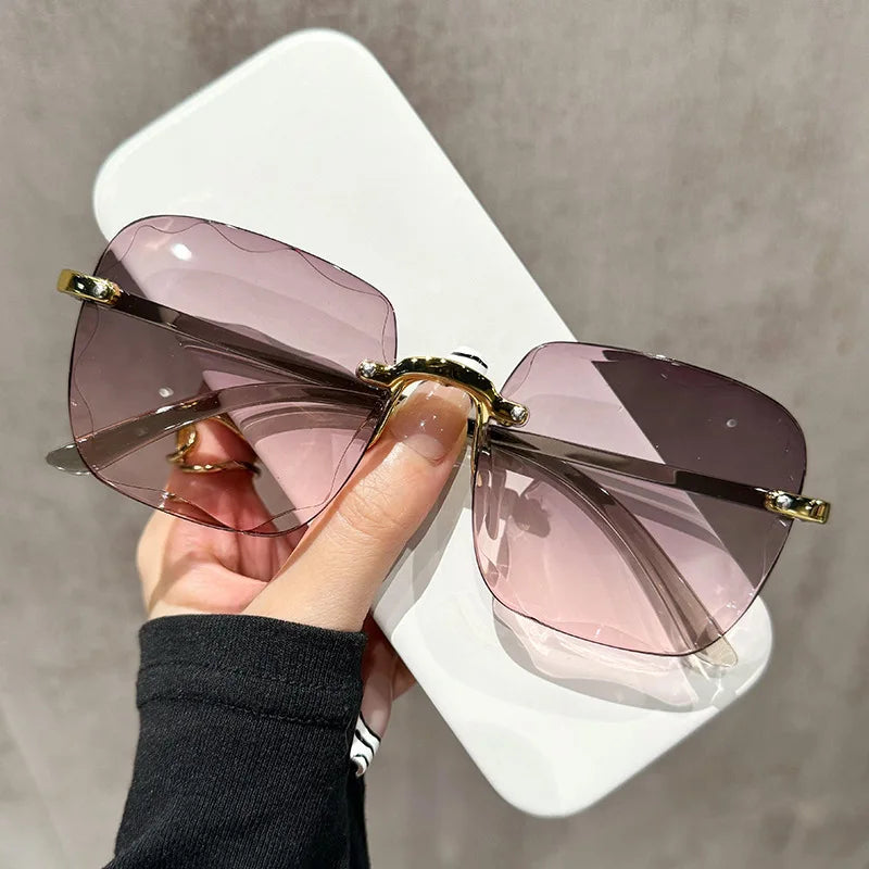 Luxury Square Rimless Sunglasses Women Brand Designer Summer Red Glasses Fashion Sun Glasses for Men UV400 Shades Oculos