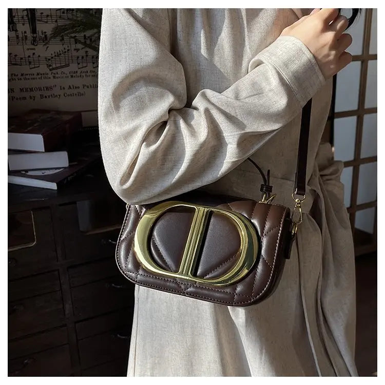 Luxury Chic Designer Diaper Bag For Women Large Capacity Tote Elegant Leather Crossbody Handbag For Fashionable And Practical