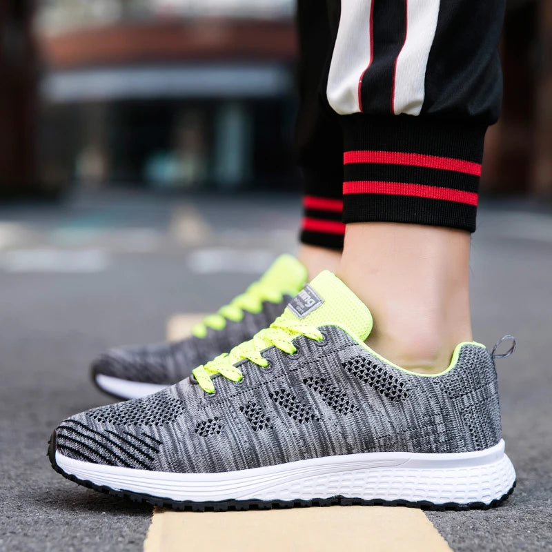 Breathable Women Running Shoes Lightweight Anti-slip Female Sports Shoes Outdoor Soft Women's Sneakers Lace Up Fashion Tennis
