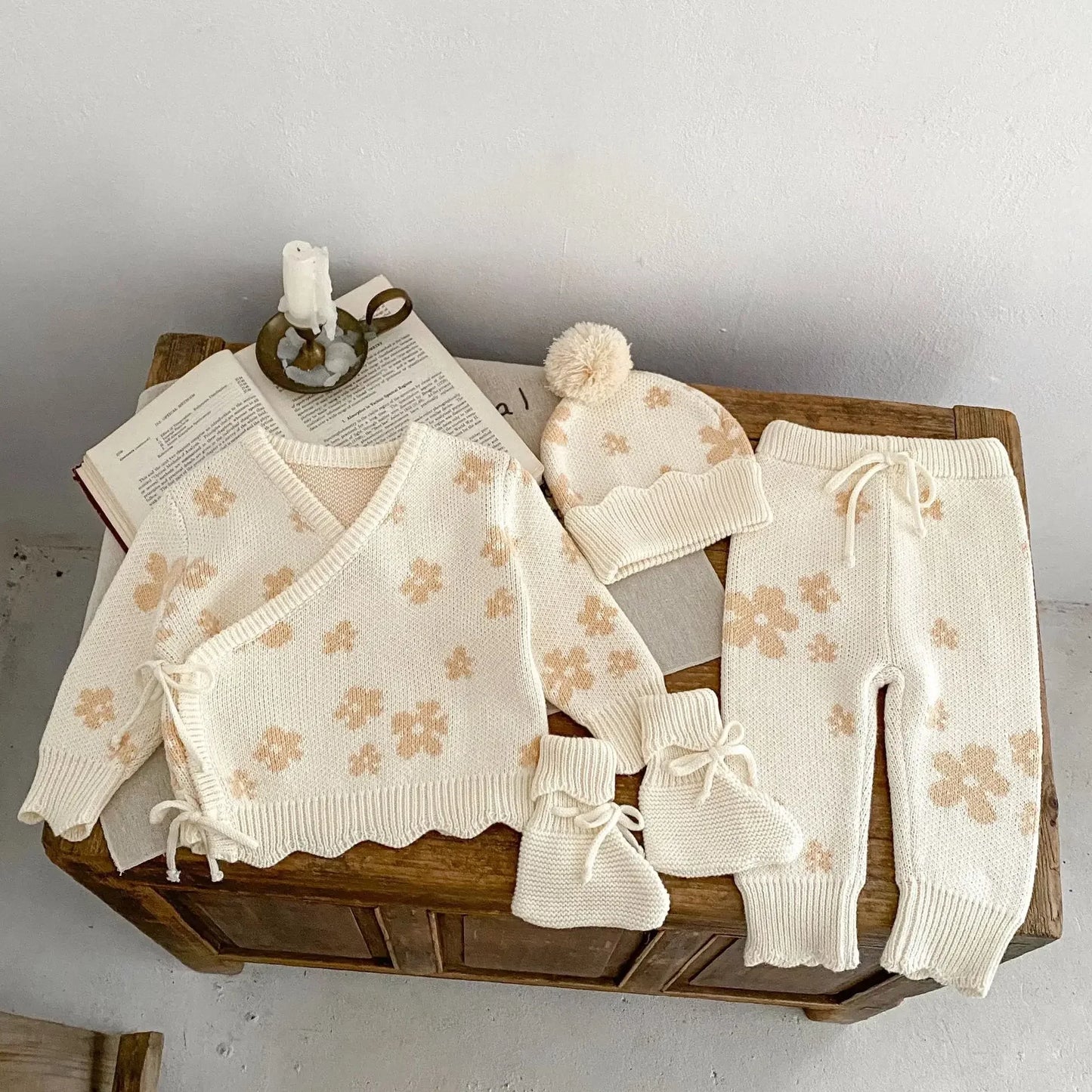 Baby Clothing 2025 Autumn Winter New Fashionable Casual Simple Sweet Floral Jacquard Coat Knitted Pants Hat Socks Kids Clothes