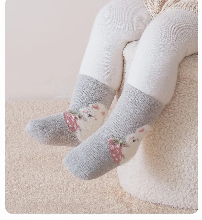 3/5 Pairs Cute Cartoon Newborn Girls Socks Winter Warm Mid Calf Toddler Socks Soft Thickened Socks for Infant Toddler Girls