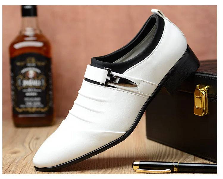 New Men's Slip-On Business Casual Shoes Large Size Fleece Lined Leather Shoes Wear Resistant Rubber Outsole Low Cut Ankle High