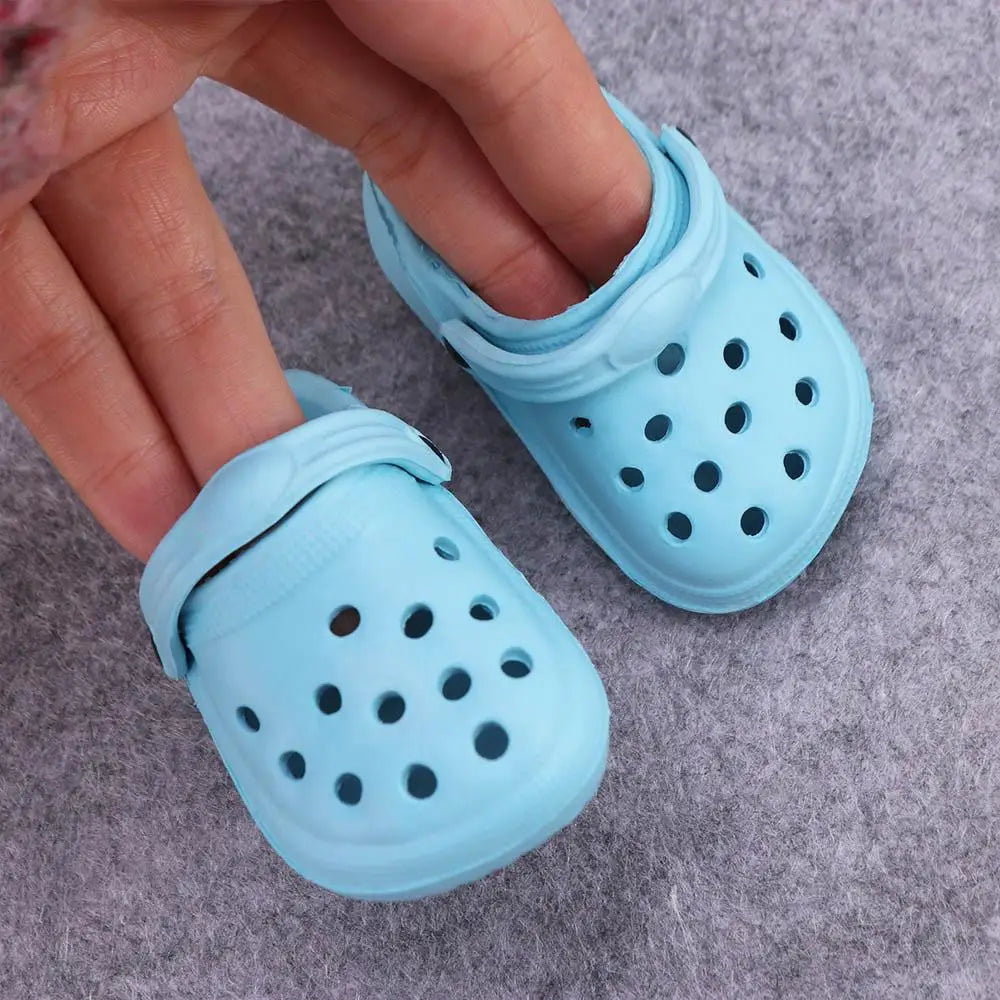 1 Pair Non-slip Pet Sandals Soft-soled Comfortable Dog Hole Shoe Wear-resistant Breathable Dog Rain Boots for Cats