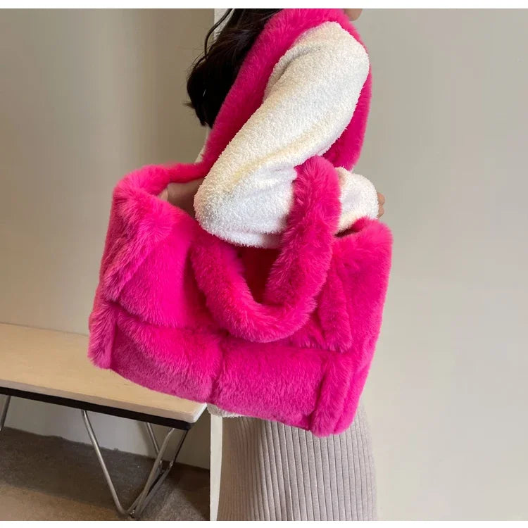 Luxury Faux Fur Women's Shoulder Bags Large Capacity Soft Plush Casual Tote Bags Winter Fashion Female Travel Purse Handbags