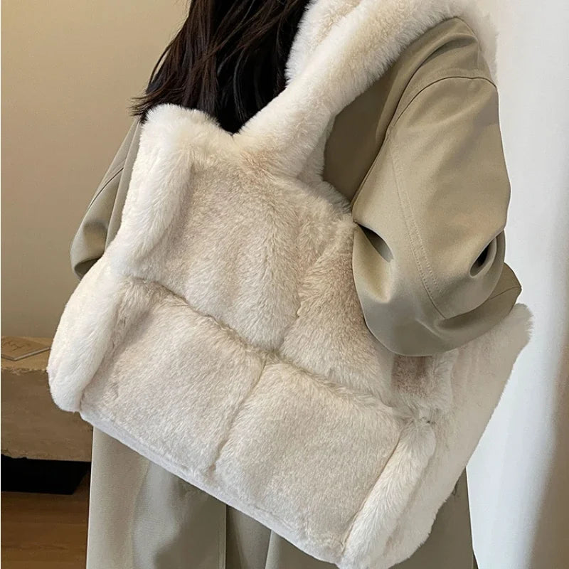 Luxury Faux Fur Women's Shoulder Bags Large Capacity Soft Plush Casual Tote Bags Winter Fashion Female Travel Purse Handbags