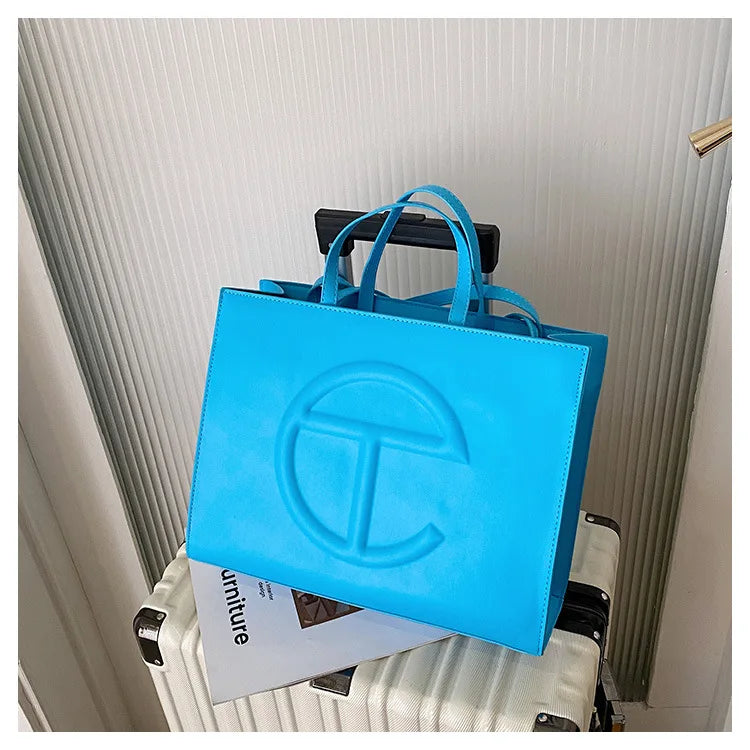 2026 Fashion Elegant Classic Paris Diaper Bag Unique Leisure Business Crossbody Purse for Women Daily Commute Work