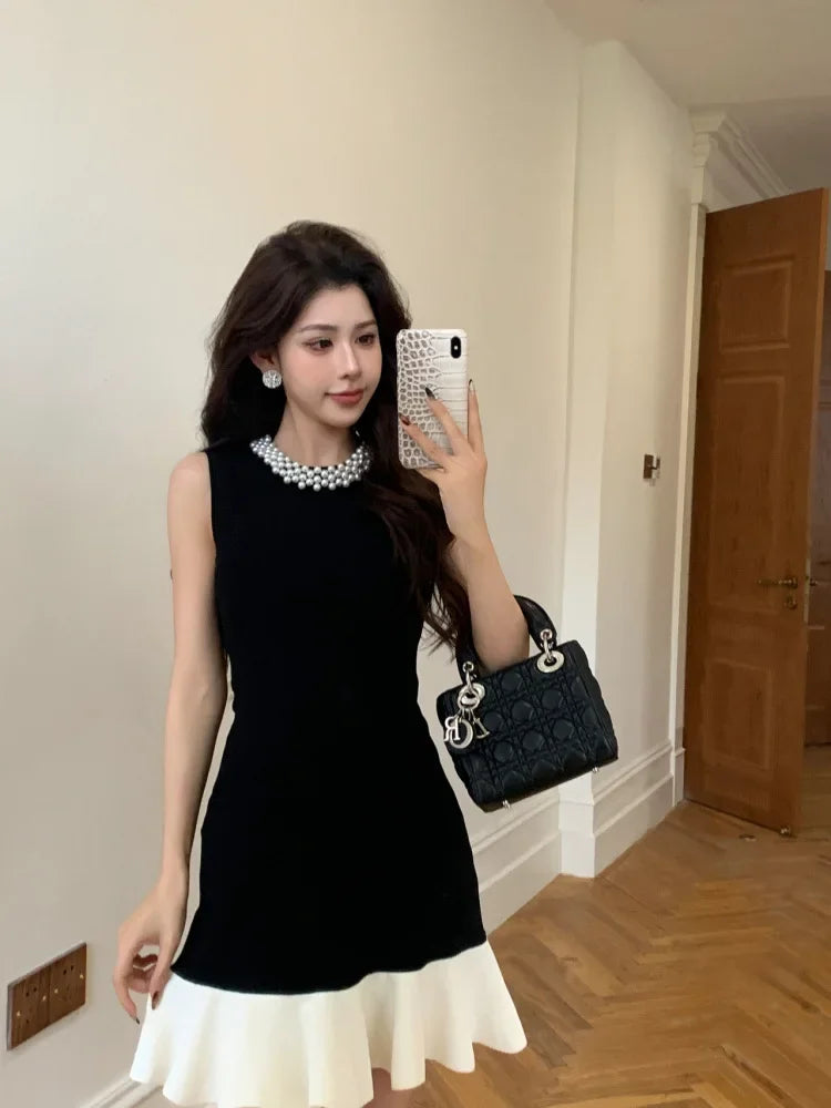 Elegant Pearl Detail Knitted Ice Silk Sleeveless A- Line Dress French Style Summer Dress for Women with Lace Hem Empire Waist
