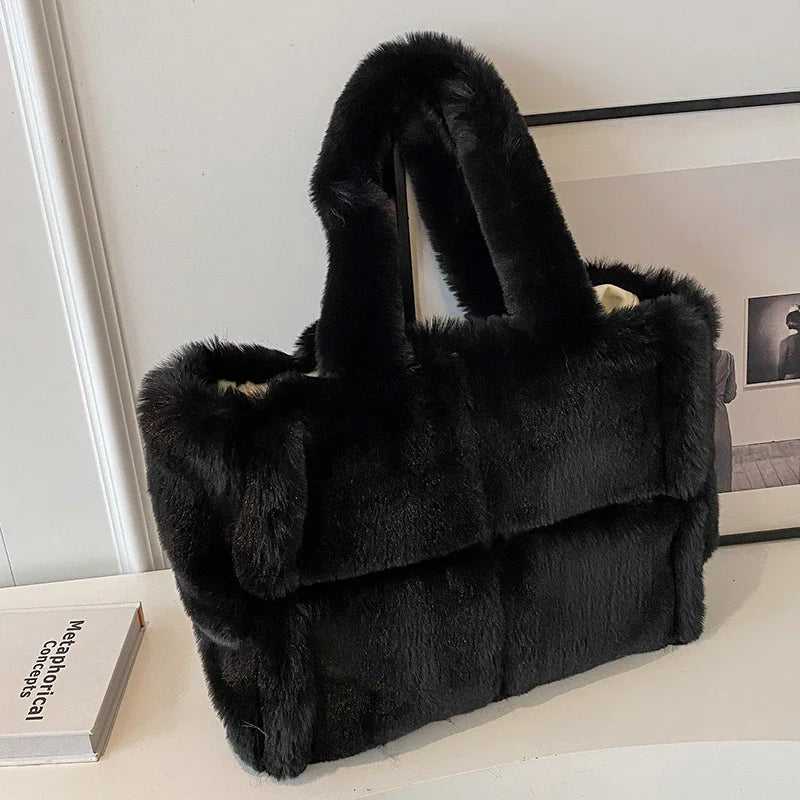 Luxury Faux Fur Women's Shoulder Bags Large Capacity Soft Plush Casual Tote Bags Winter Fashion Female Travel Purse Handbags