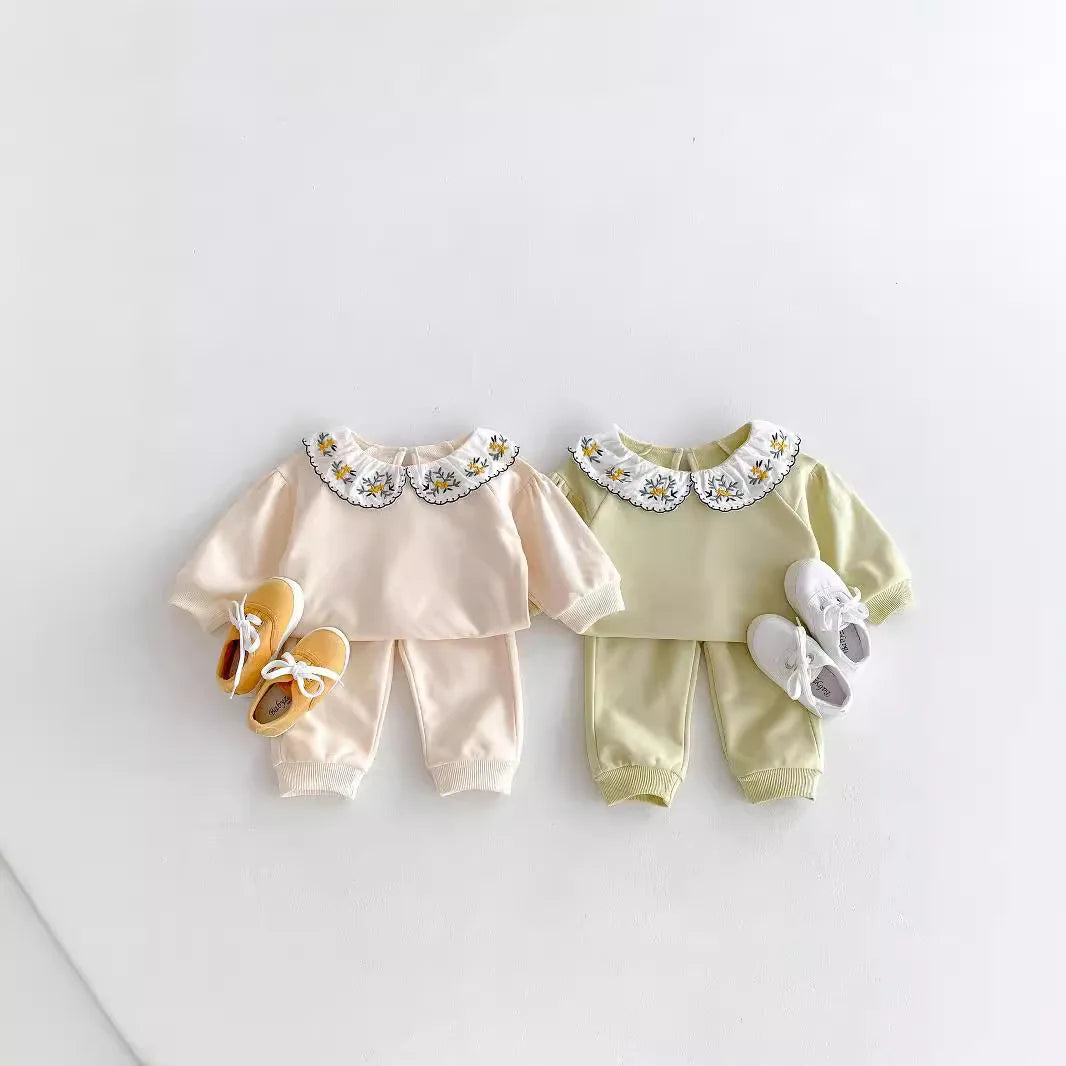 2025 Infant Toddler Fall Clothes Set: Girls' Stylish Two-Piece Pullover Sweatshirt and Pants Set for Baby Girls Outing