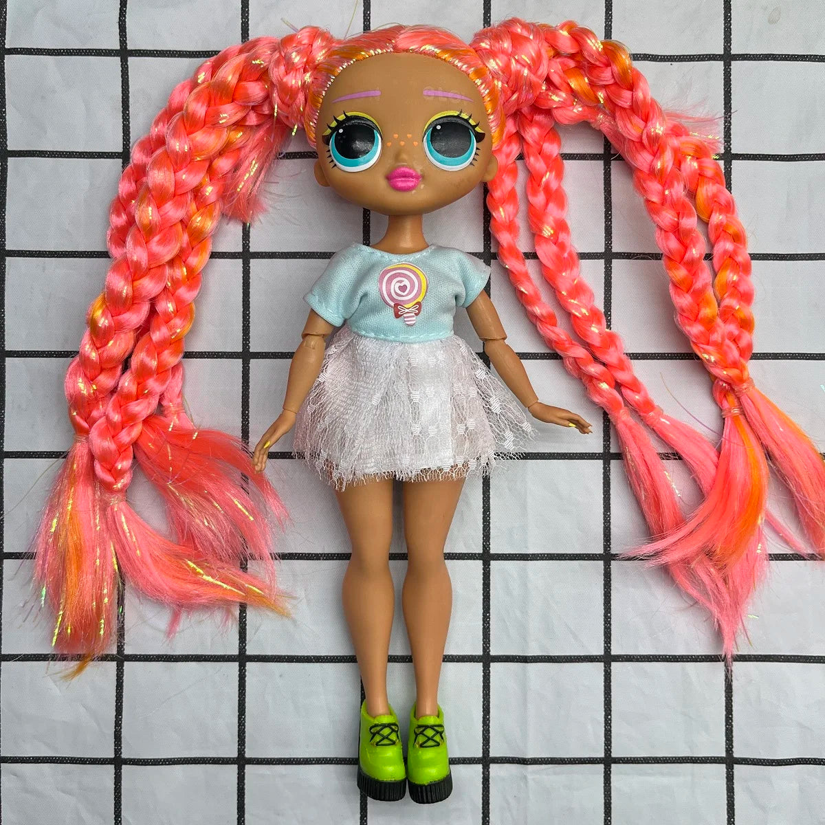 Original 24cm OMG multi-style big sister fashion dressup girl DIY holiday gift doll toy