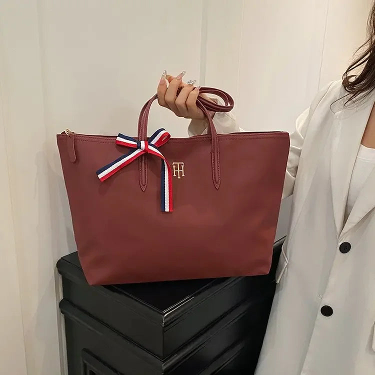 Vintage Elegant Diaper Bag: Luxury Crossbody Handbag For Women With Designer Letter Logo And Large Capacity Tote Function
