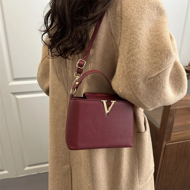 Luxury Women's Tote Bag, Chic V Shaped Stylish Pu Leather Bucket Bag, Top Cover Handbag Women Shoulder Crossbody Bags for Woman