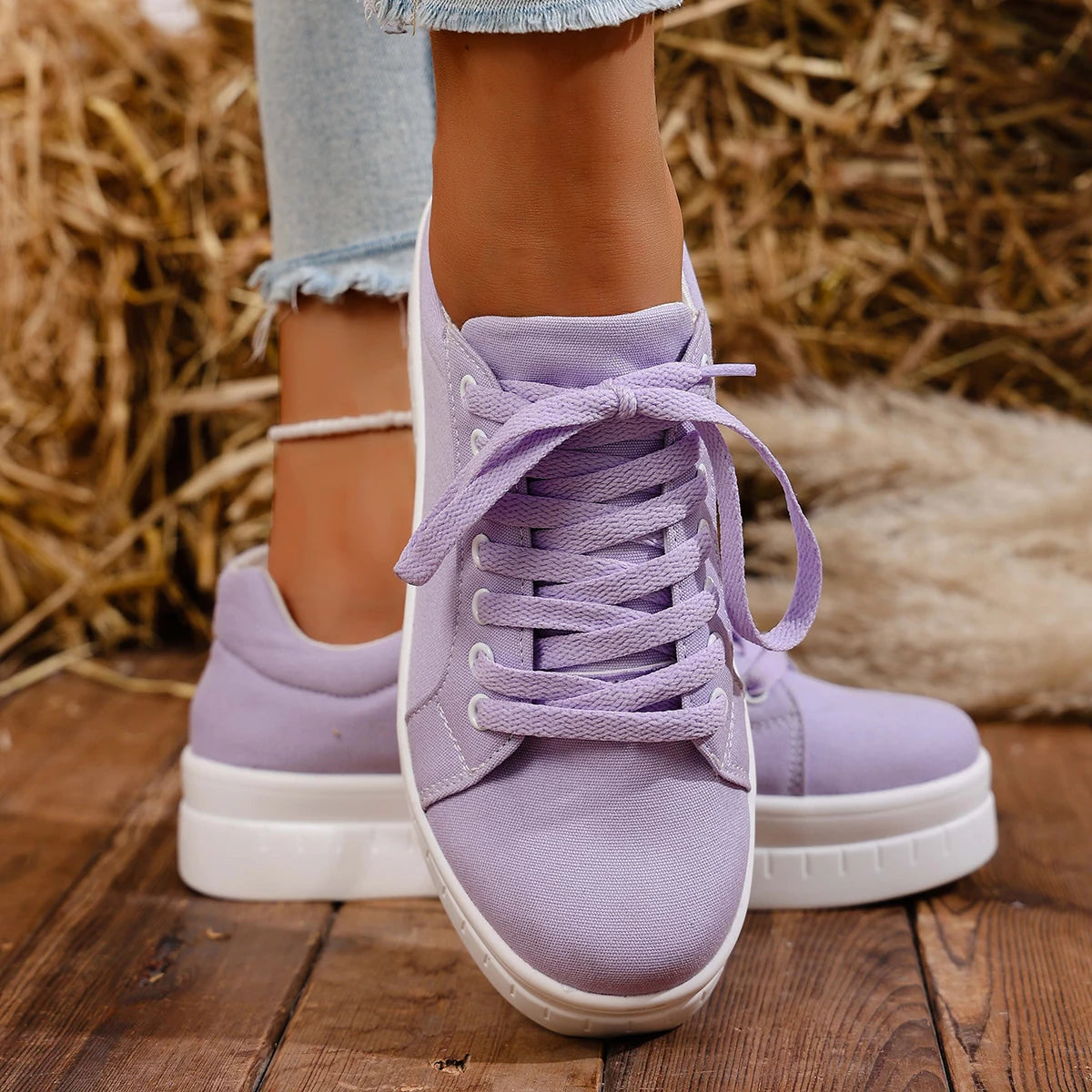 Women Sneakers 2025 New Fashion Casual Shoes Femme Summer Designer Sneakers Women Lace Up Platform Tennis Sport Shoes Female