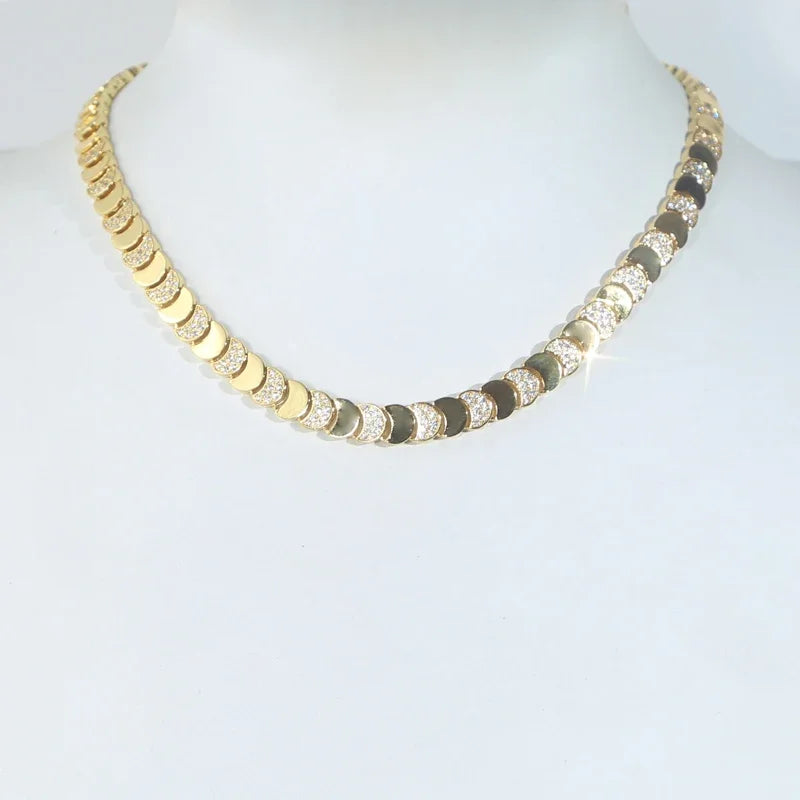 Geometric Moon Shaped Charm Tennis Chains Necklace for Women Pave CUBIC Zirconia Platinum Plated Color Fashion Jewelry 2025