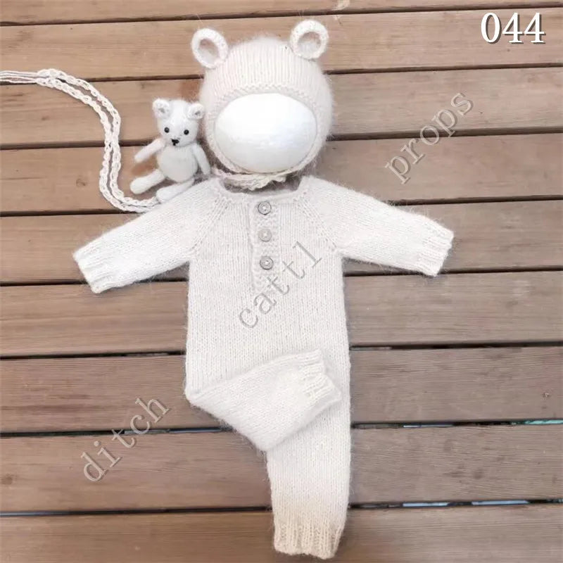 Newborn Photography props Pants Climbing Clothes BearTotal of Three Sets Handmade Knitted Mink