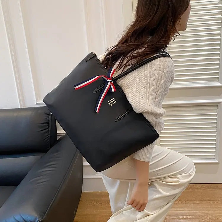 Vintage Elegant Diaper Bag: Luxury Crossbody Handbag For Women With Designer Letter Logo And Large Capacity Tote Function