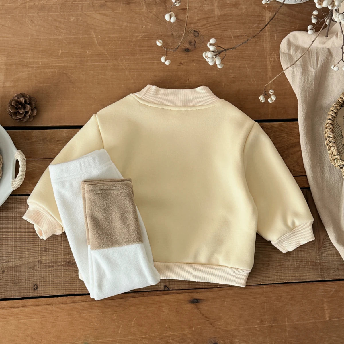Casual Sweatshirts Girls Toddler New Winter Clothing Crewneck Rabbit Embroidery Pullovers Color Blocked Pants 2pcs Outfit