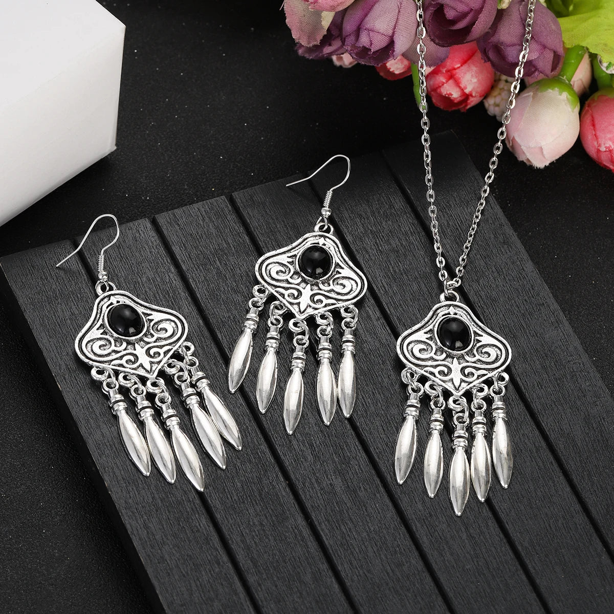 2023 Indian Jewelry Set Ethnic Silver Plated Geometric Carved Tassel Earring Necklace Women's Blue Turquoises Chain Jewelry