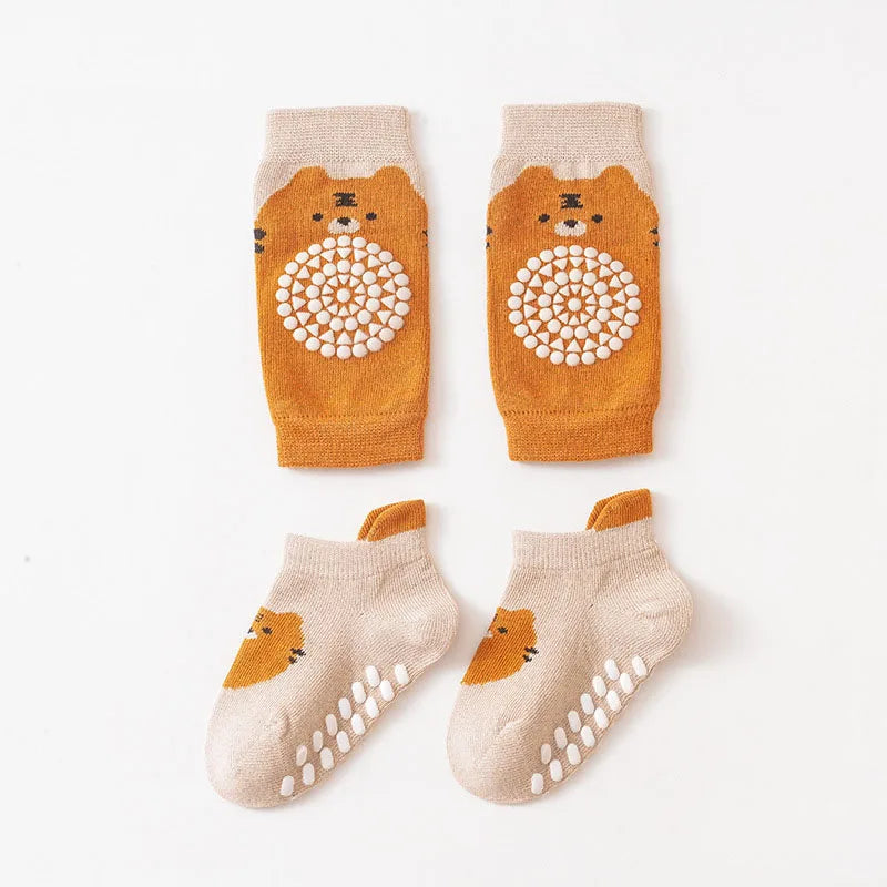 1 Set Socks and Kneepads Baby Non-Slip Socks Cute Cartoon Pattern Children Boys Girls Kids Toddler Floor Socks Kneepads