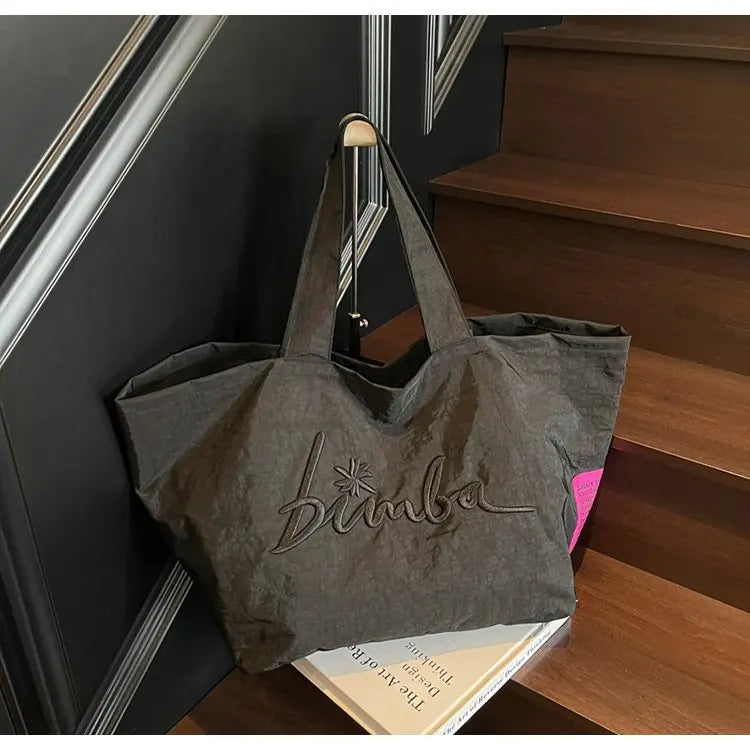 Luxury Designer Handbag Diaper Bag Women Large Capacity Tote Elegant Leather Crossbody Handbag For Stylish And Practical Use