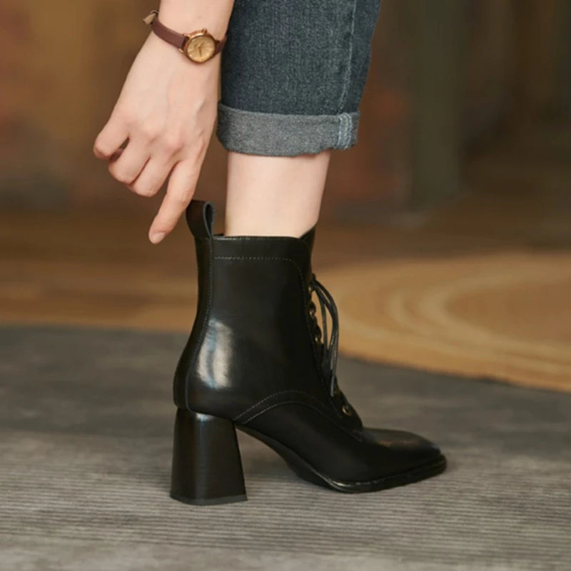 New Autumn/Winter Women Boots Cow Leather Fashion Women Shoes Square Toe High Heel Shoes for Women Lace Up Modern Short Boots