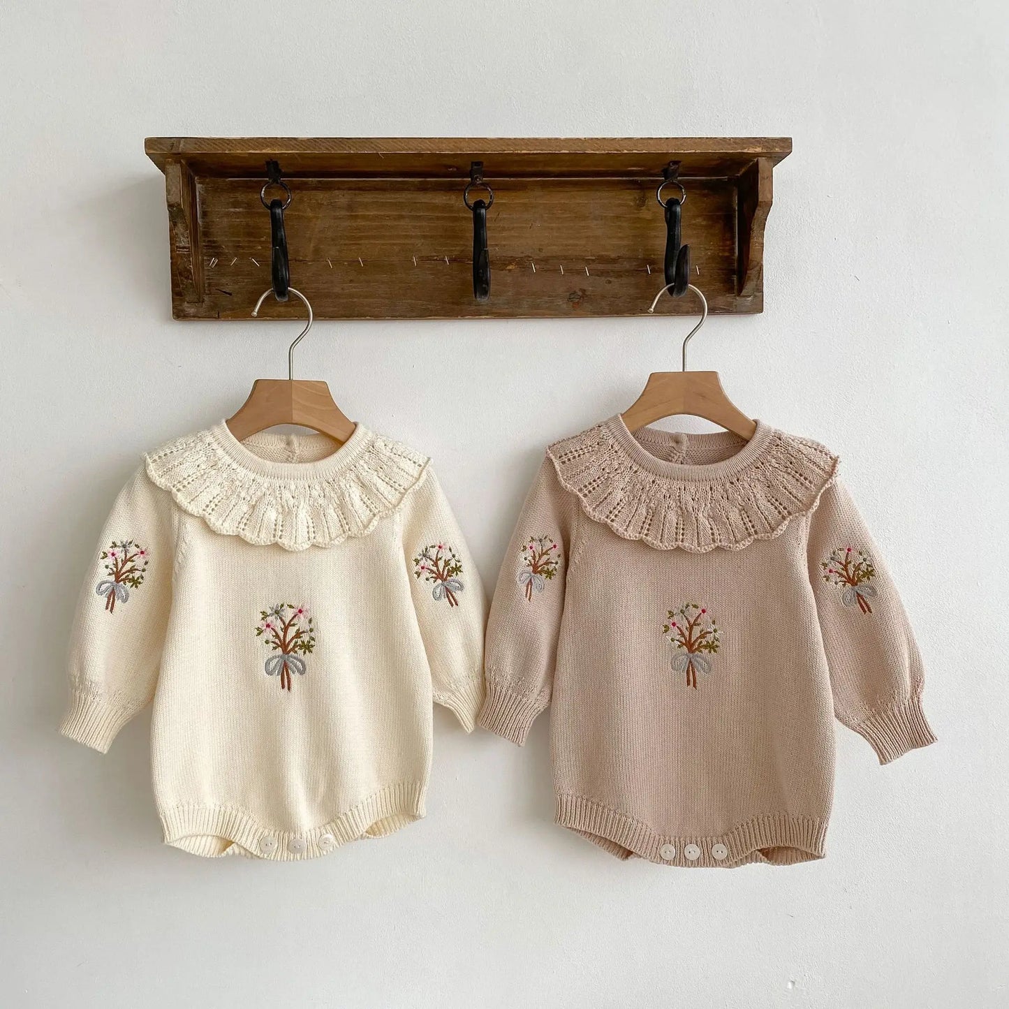 Autumn Baby Clothing New Baby Knitted Rompers Lotus Leaf Collar Long-sleeved Romper Cute Baby Girl Embroidered Sweaters Jumpsuit
