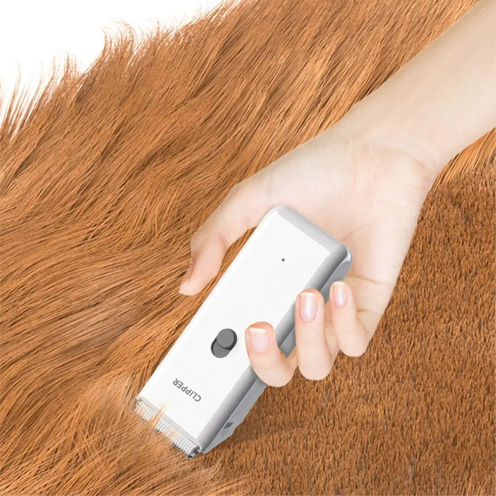 Professional Dog Hair Clipper Waterproof Low Noise Pet Hair Trimmer Wireless Mute Cat Grooming Clipper Home Use