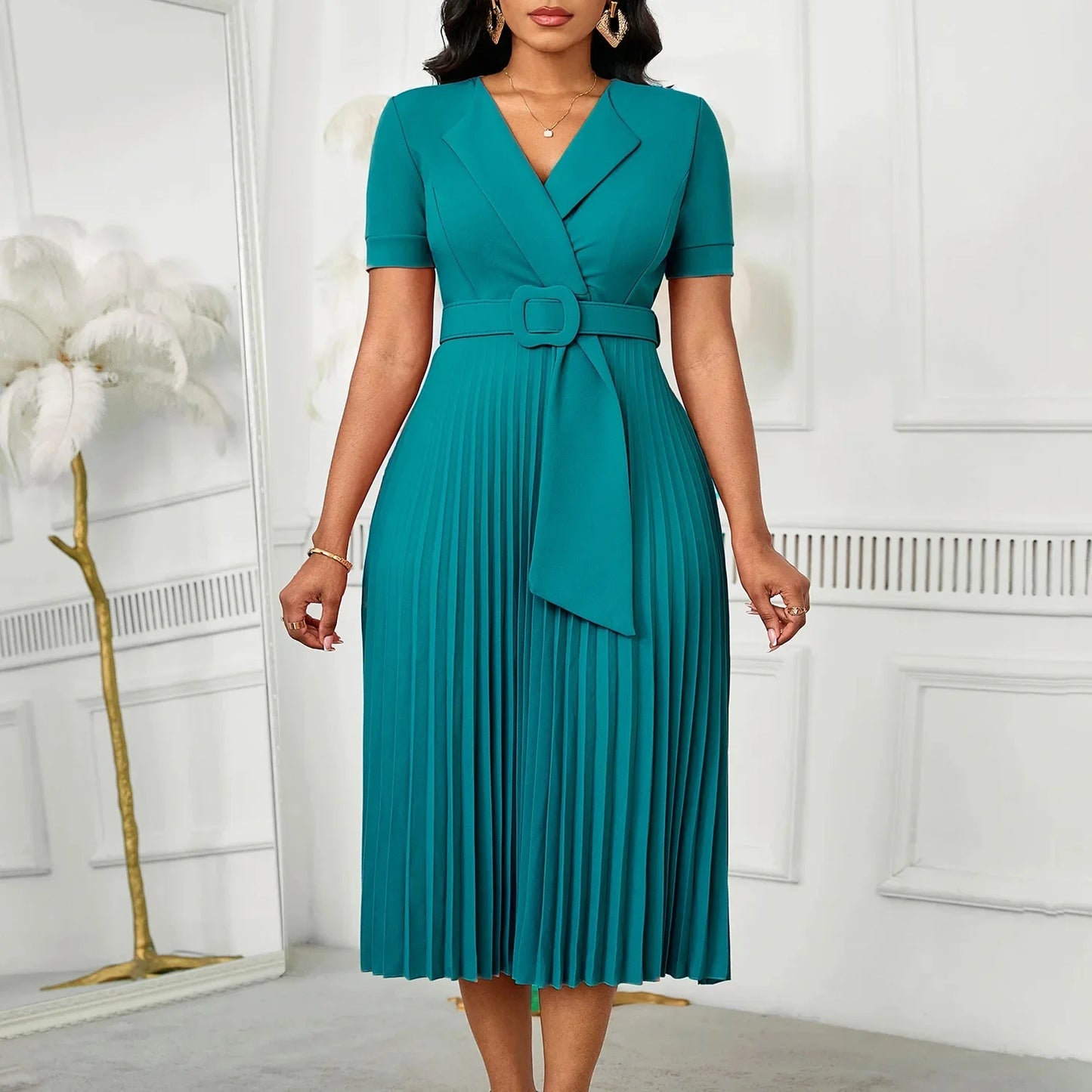 Sexy Short Sleeve V-Neck Elegant African Pleated Dress High Waist Midi Dress Fashionable Atmosphere Casual Elegant Style