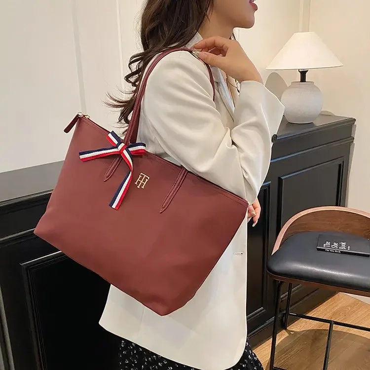 Vintage Elegant Diaper Bag: Luxury Crossbody Handbag For Women With Designer Letter Logo And Large Capacity Tote Function