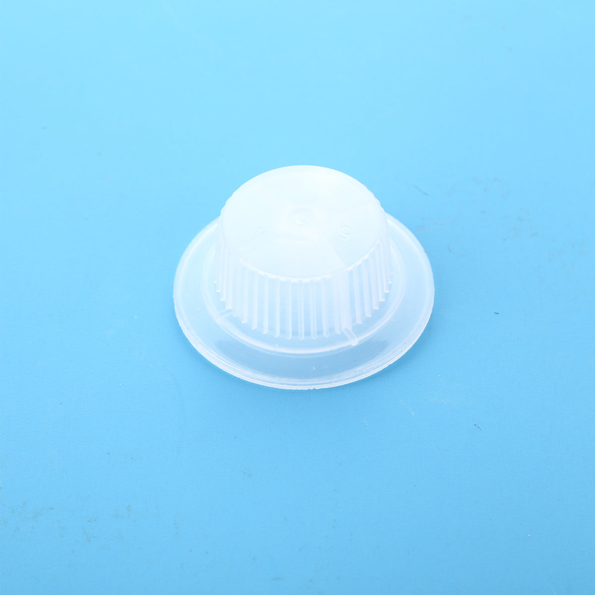 Gray 16 Inch Household Plastic Fan Blade 7 Leaves with Nut Cover for Standing Pedestal Fan Table Fanner General Accessories Fans