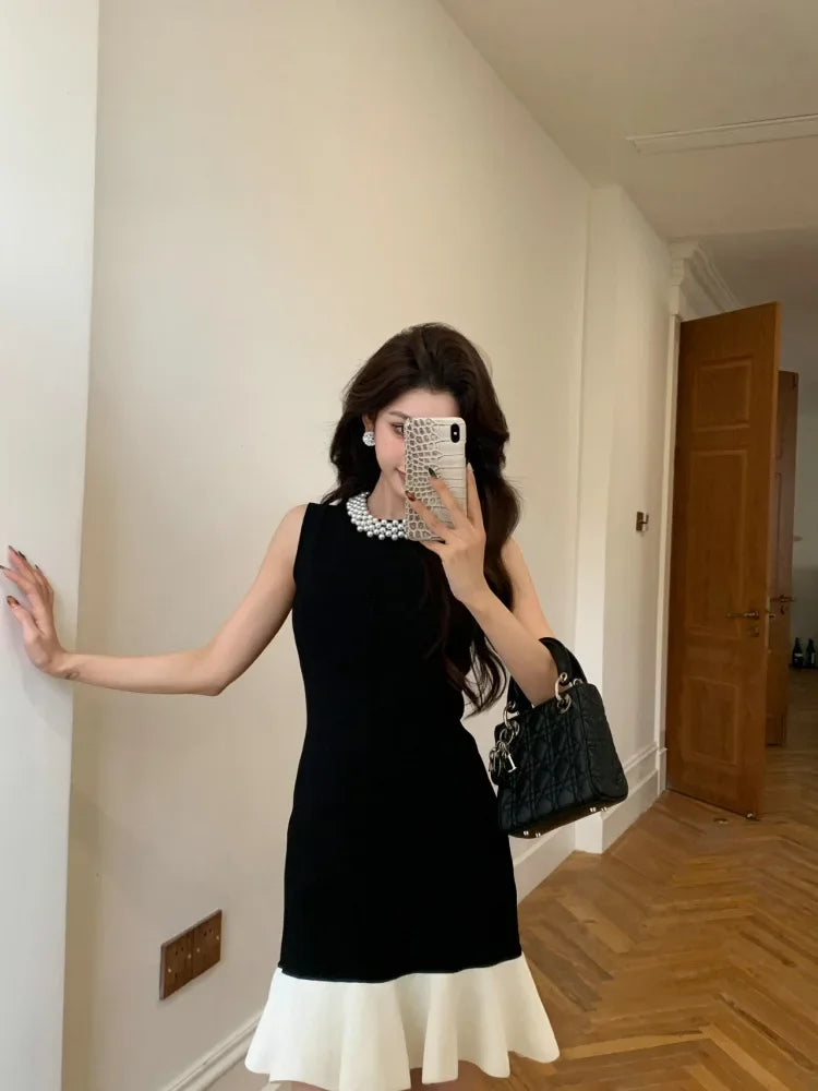 Elegant Pearl Detail Knitted Ice Silk Sleeveless A- Line Dress French Style Summer Dress for Women with Lace Hem Empire Waist
