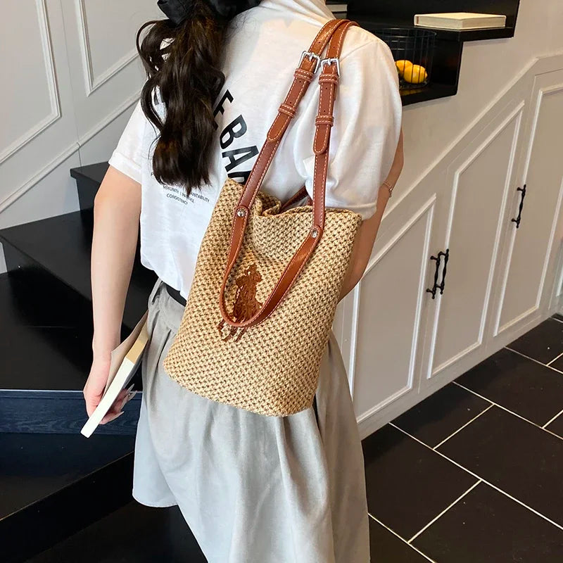 Fashionable Messenger Bag Women, Leather Shoulder Handbag With Gold Hardware, Elegant Crossbody For Daily Use Mom' Bag