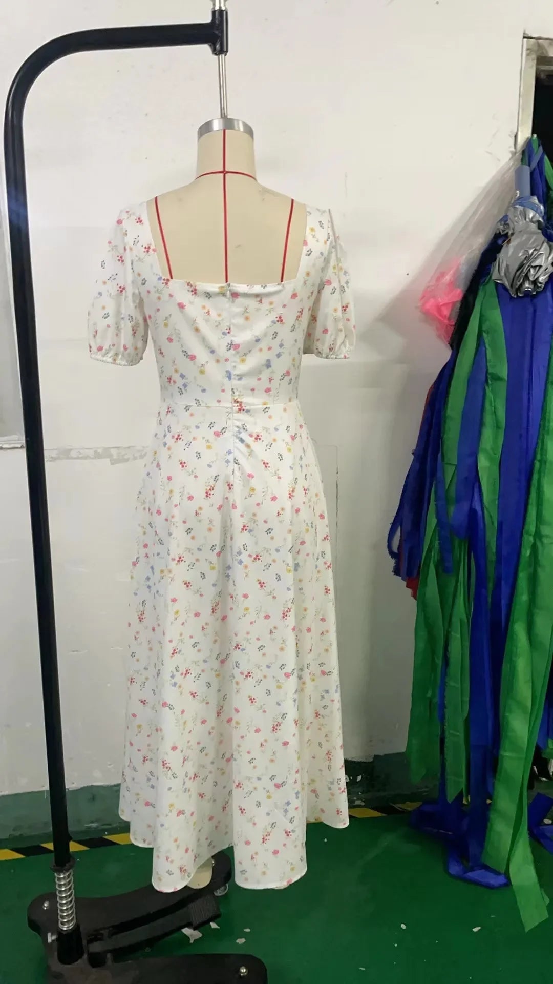 Elegant Fairylike French Style Gentle Floral Print Strapless Midi Dress Slimming Women's Fashion High End Feeling Dress