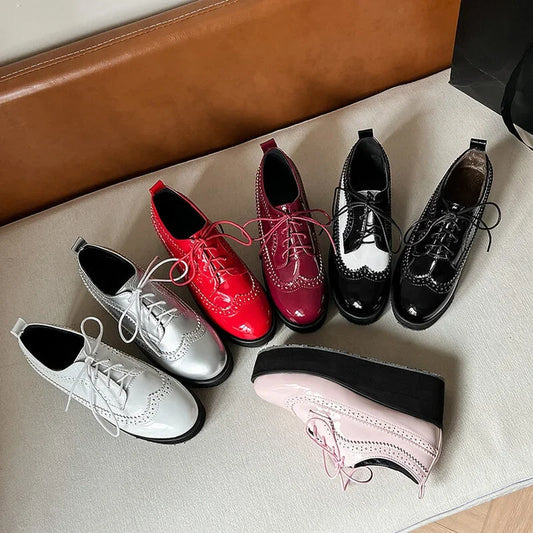 Ochanmeb Big Size 48 Women Patent Leather Brogues High Heels Derby Shoes Platforms Laser Cutout Oxfords Fashion Ladies Pumps Red
