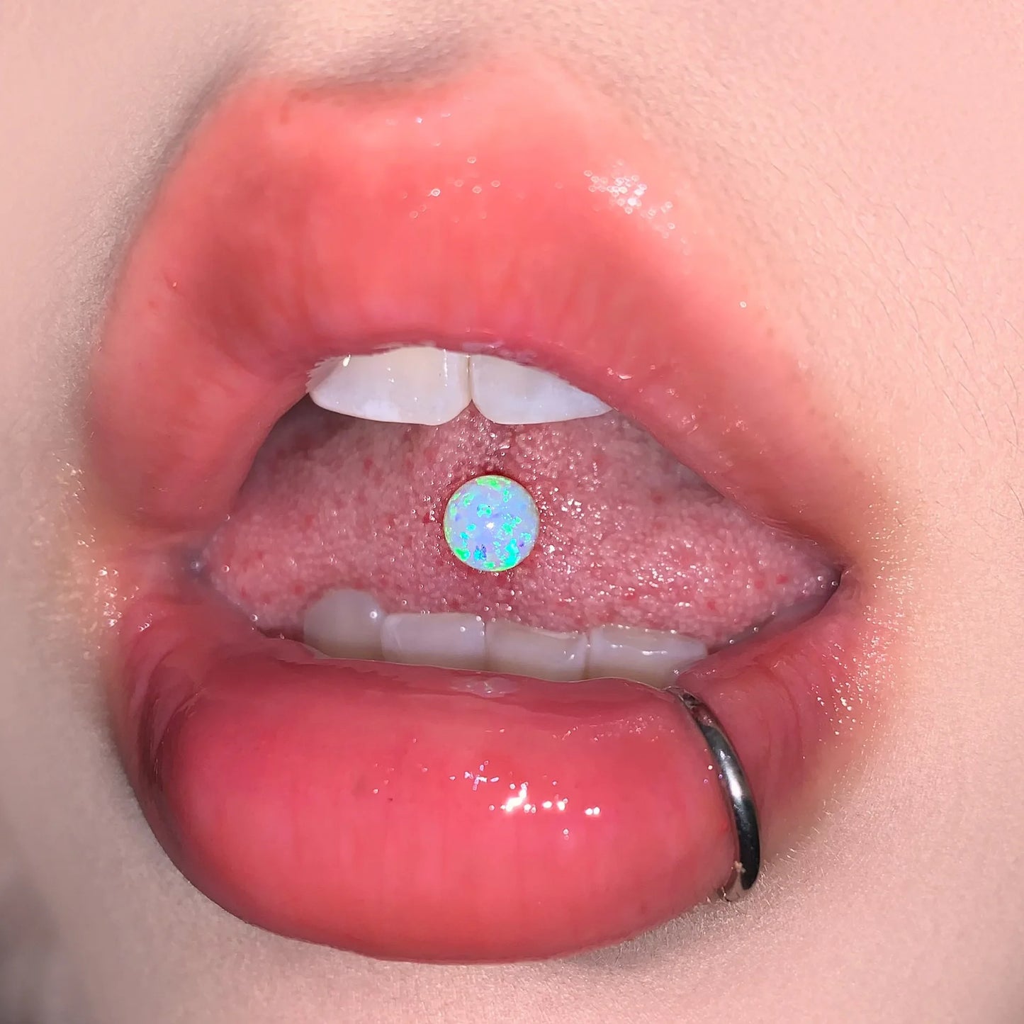 Fashionable 316L Stainless Steel External Thread 1.6mm Tongue Piercing Spicy Girl Piercing Jewelry High-quality and Simple