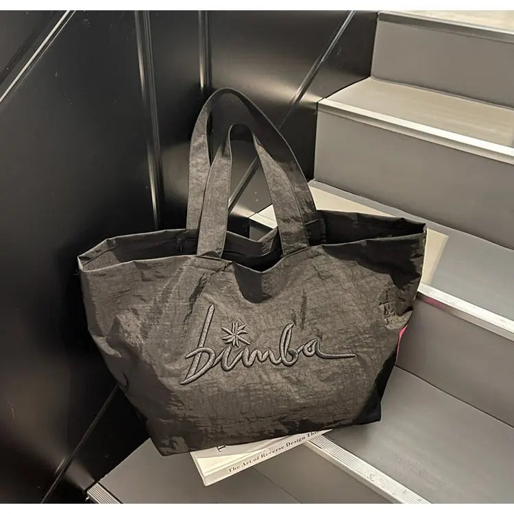 Luxury Designer Handbag Diaper Bag Women Large Capacity Tote Elegant Leather Crossbody Handbag For Stylish And Practical Use