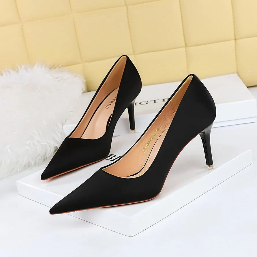 Large Size 43 Pointed Shoes Woman Pumps Professional OL High Heels Office Shoes Silks Satins Women Heels Stilettos Ladies Shoes