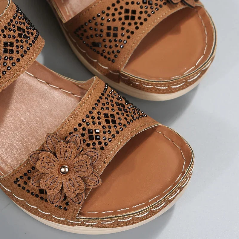 2024 Summer Women Slippers Plus Size Women's Shoes Retro Roman Sandals Women Pu Casual Flower Wedge Sandals Platform Slippers