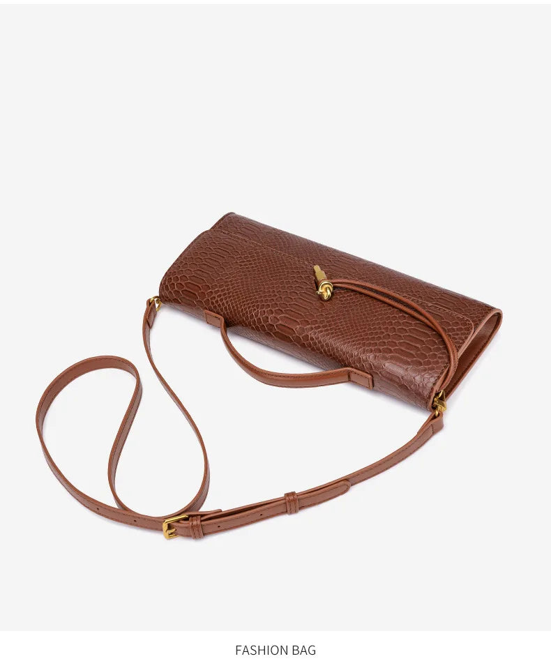 Diaper Bag Fashionable Trendy Stylish Leather Crossbody Handbag Women Elegant Classic Designer Paris Large Capacity