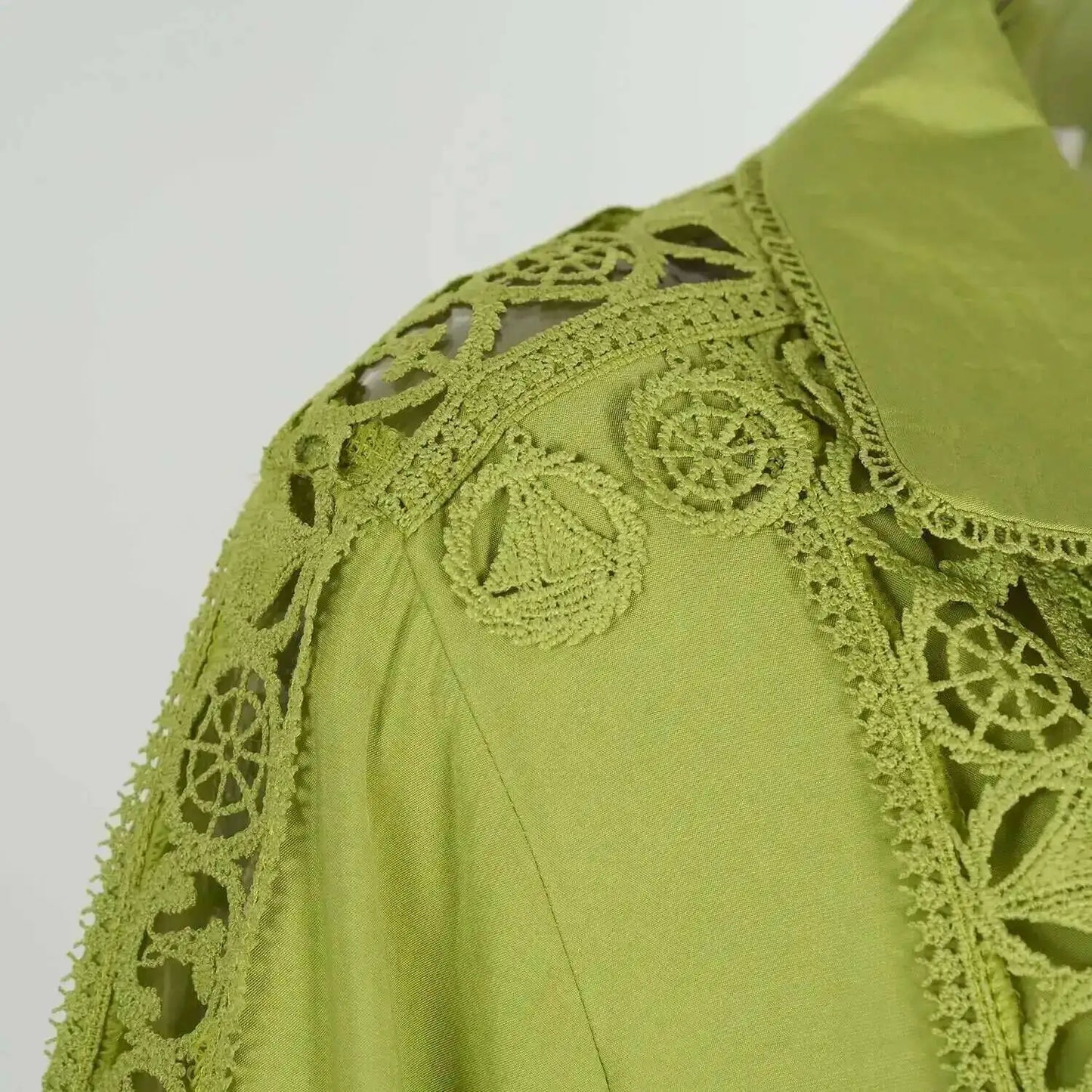 Luxury Long Maxi Dresses Shirt Women 2025 Summer Holiday Lace Embroidery Cotton Loose Big Size Hollow Out Wedding Dress White