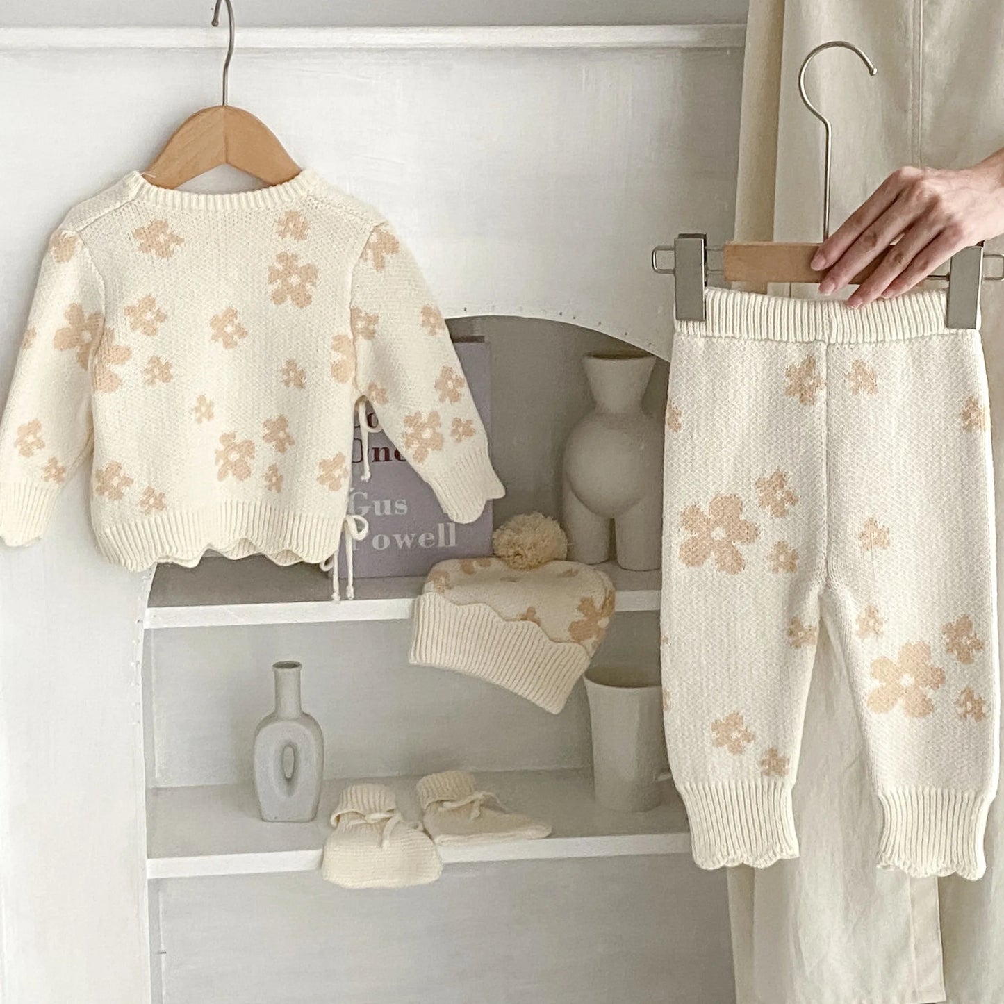 Baby Clothing 2025 Autumn Winter New Fashionable Casual Simple Sweet Floral Jacquard Coat Knitted Pants Hat Socks Kids Clothes