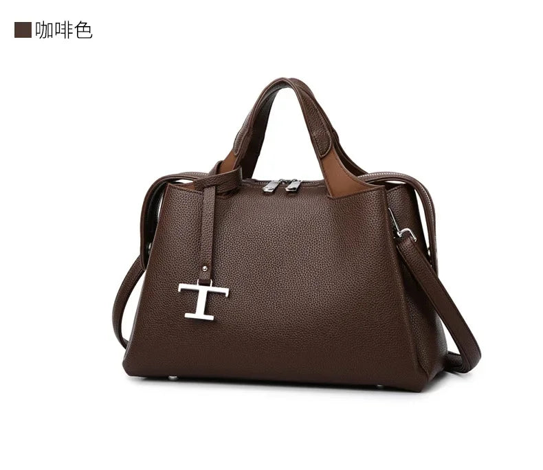 Luxury leisure travel zipper shoulder bag, high-quality design handbag, classic and trendy women's backpack