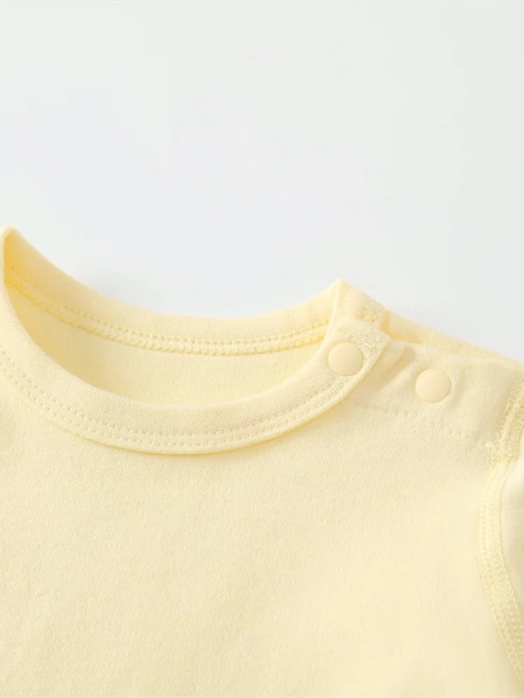Cute Bear Jumpsuit Newborns Autumn Clothes 2025 Hot Sale New Soft Bib scarf Hat Toddler Romper Sets Baby Long sleeves Bodysuits