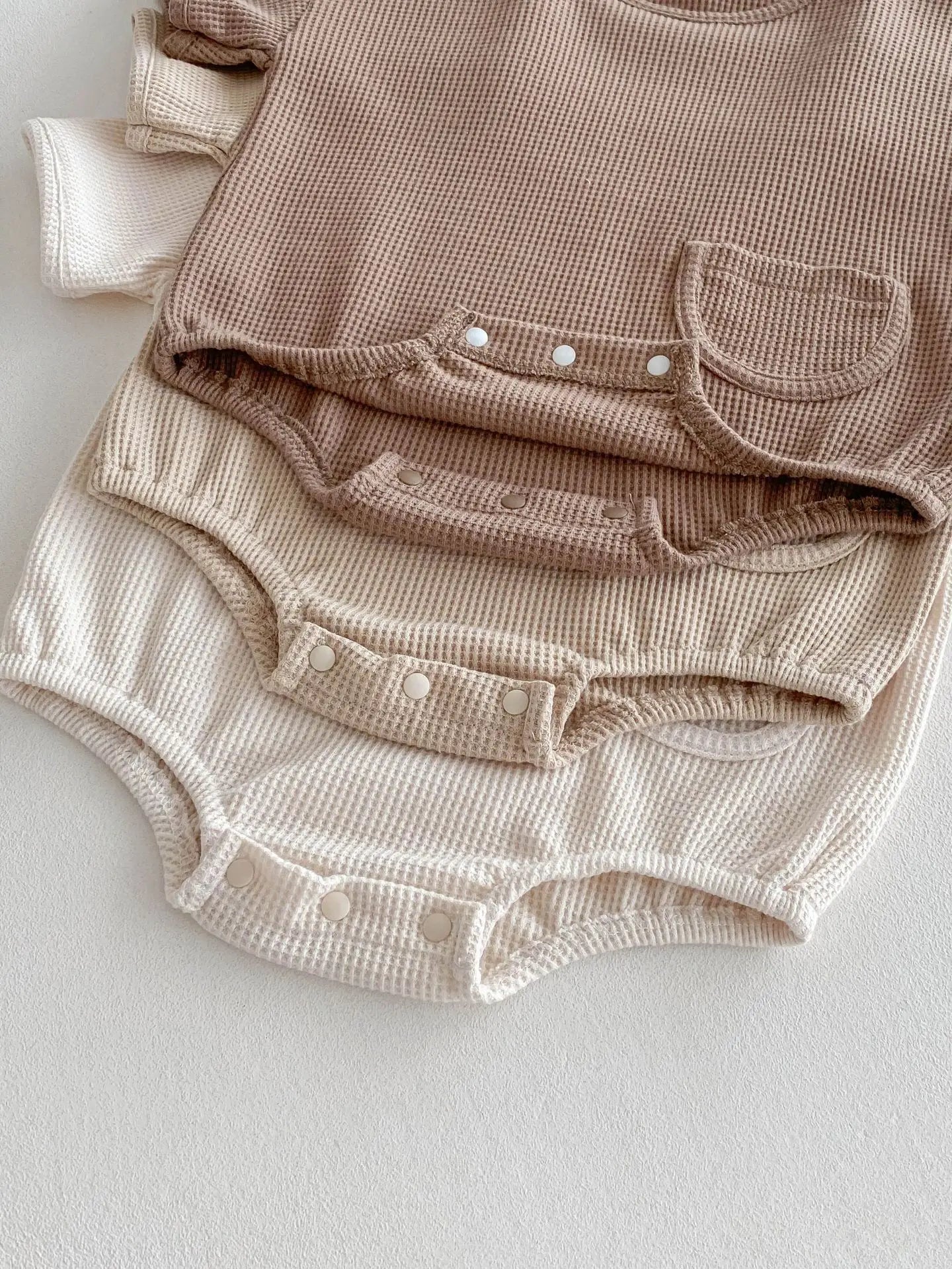 New Korean Style Baby Summer Cotton Simple Comfortable Short - Sleeve Waffle - Knit Onesie with Small Pocket Decoration Romper