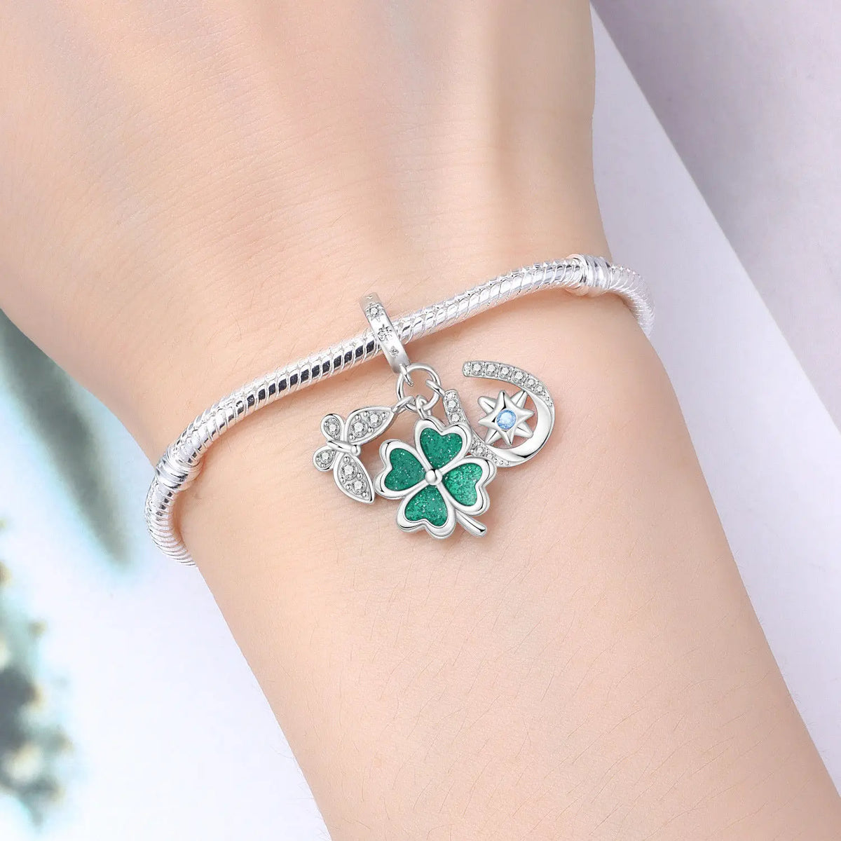 925 Sterling Silver Two-tone Symmetrical Angel Wing Pendant Necklace for Women Lucky Symbol Original Jewelry Party Couple Gift