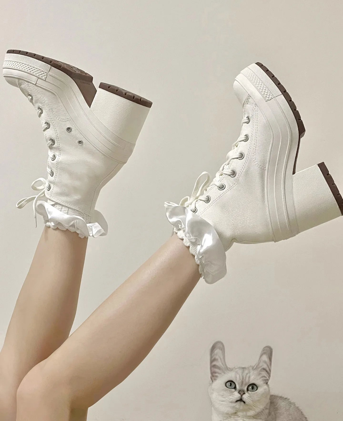 Women Platform Sneakers Designer Women Boots Fashion Outdoor Vulcanize Shoes Women High Top Canvas High Heels Plus Size 36-42