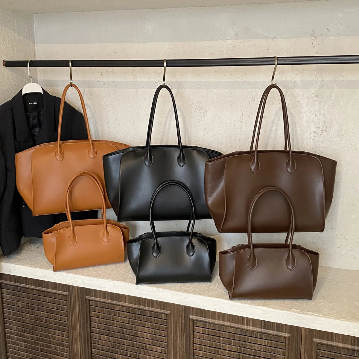 Luxury Women's Large Tote Bag Genuine Leather Shoulder Bags 2025 Female Retro Handbags High Quality Ladies Messenger Bag Black