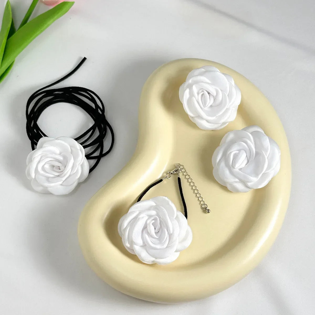 Women Adjustable Rope Choker Clavicle Chain Goth Y2K Romantic Rose Flower Necklace Bracelet Earrings Set