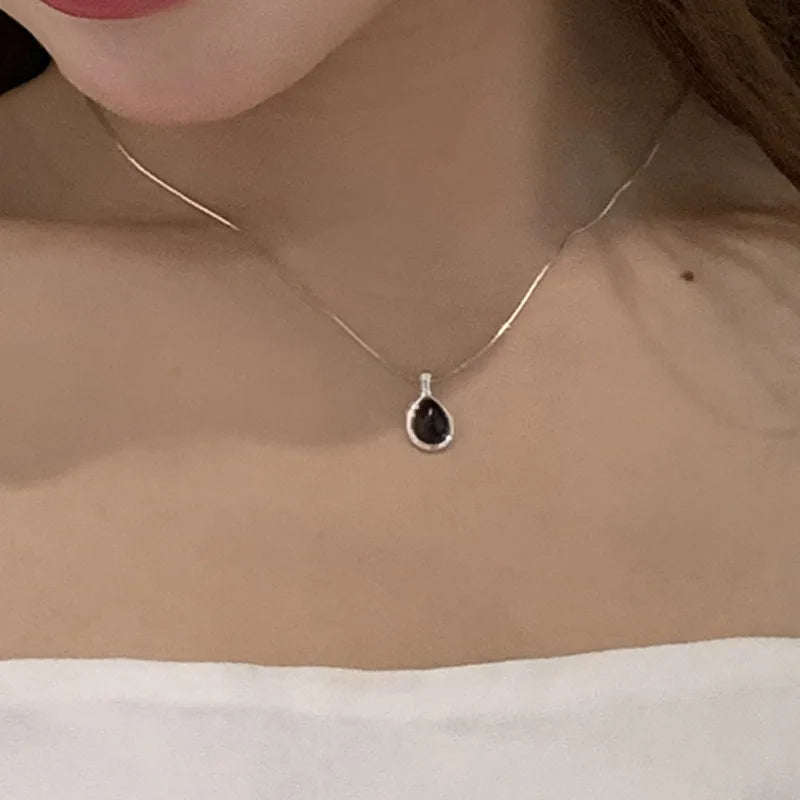 VENTFILLE  925 Sterling Silver Black Agate Necklace for Women Girl Snake Bone Chain Water Drop Jewelry Gift Dropshipping
